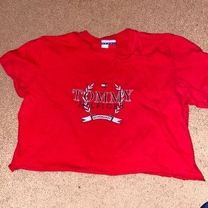 Tommy crop top tshirt